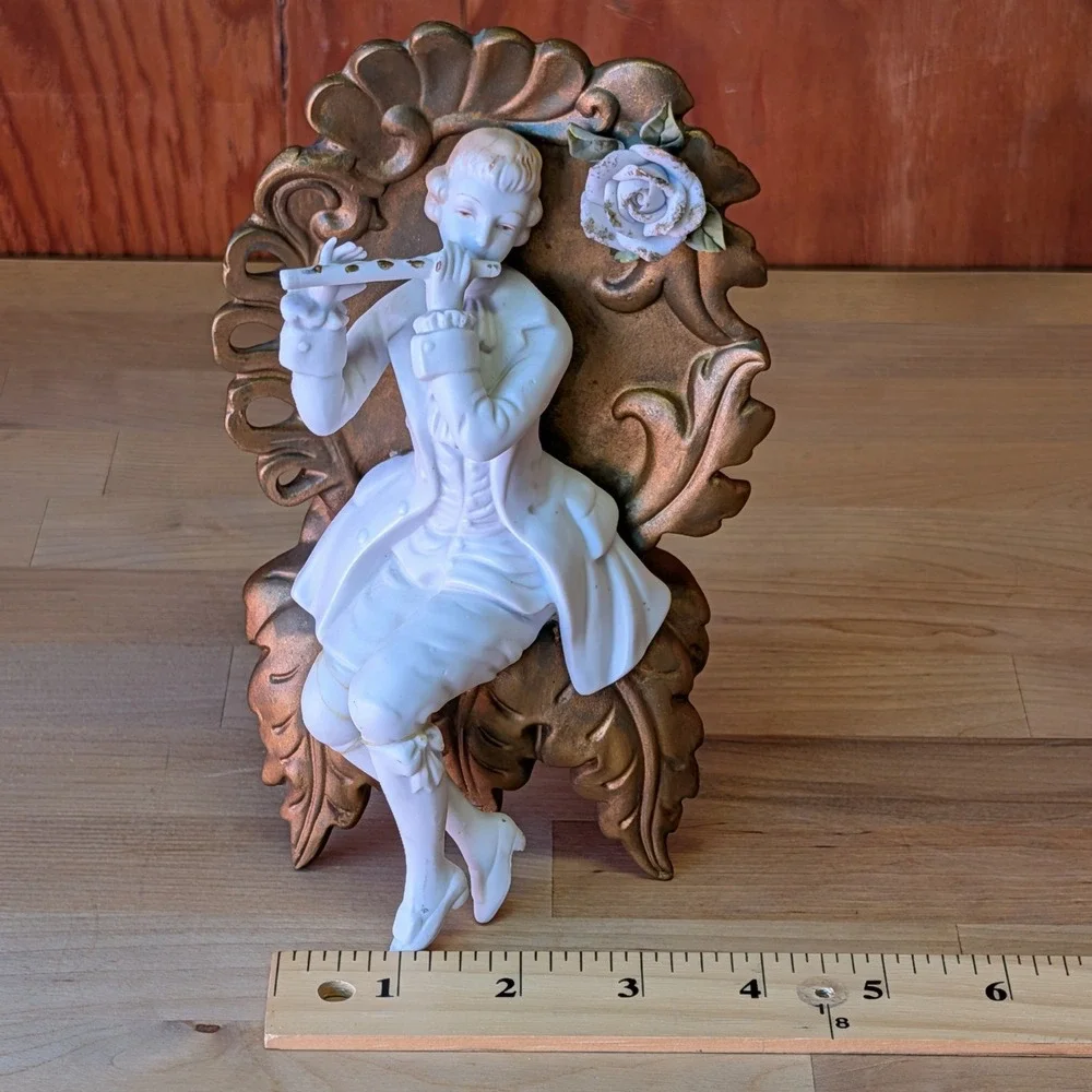 Vintage Italy Ceramic Flute Player Wall Pocket Bud Vase Gold White Rococo